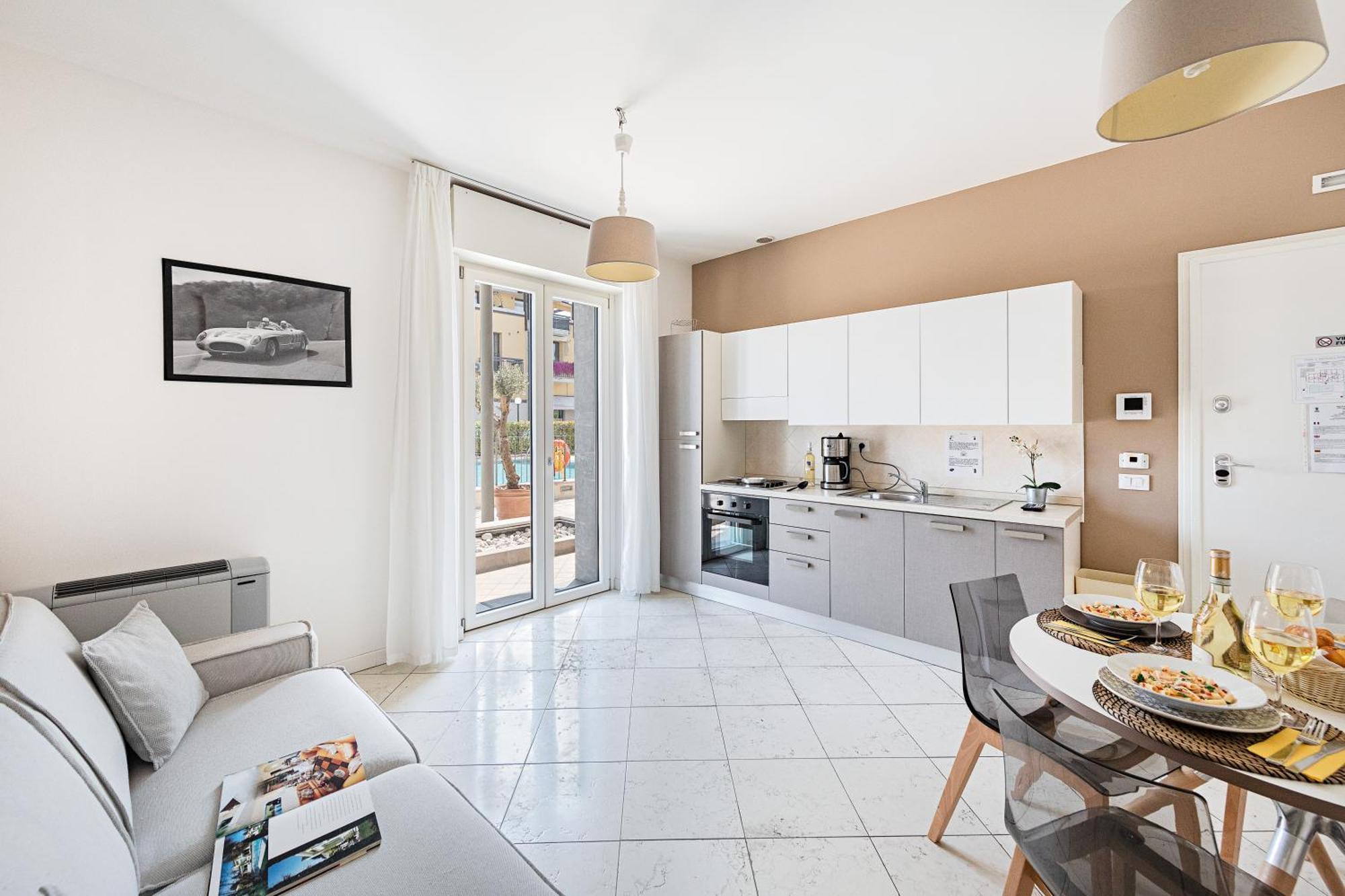 Residenza Miralago By Wonderful Italy Desenzano del Garda Exterior foto